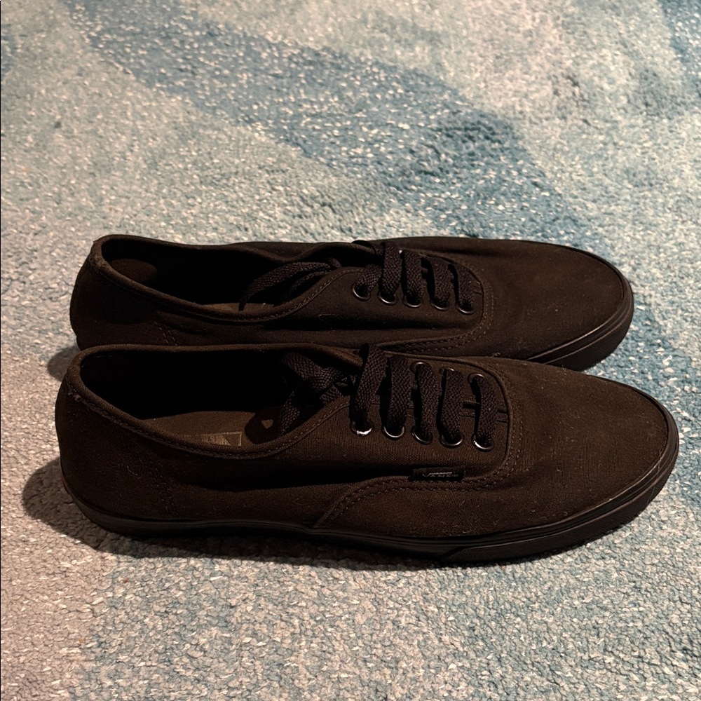 Vans Lace Up Unisex Sneakers, Mens 6.5, Women’s 8.